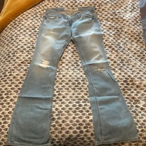 Hollister distressed flare jean, size 5R